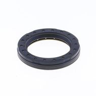 Oil Seal in ACM 32x45x7 mm with Right-hand Helix