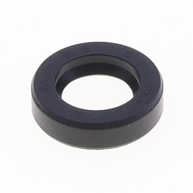 Oil Seal with Rubber Exterior 15x25,5x7 mm in NBR with one Seal-lip and Spring
