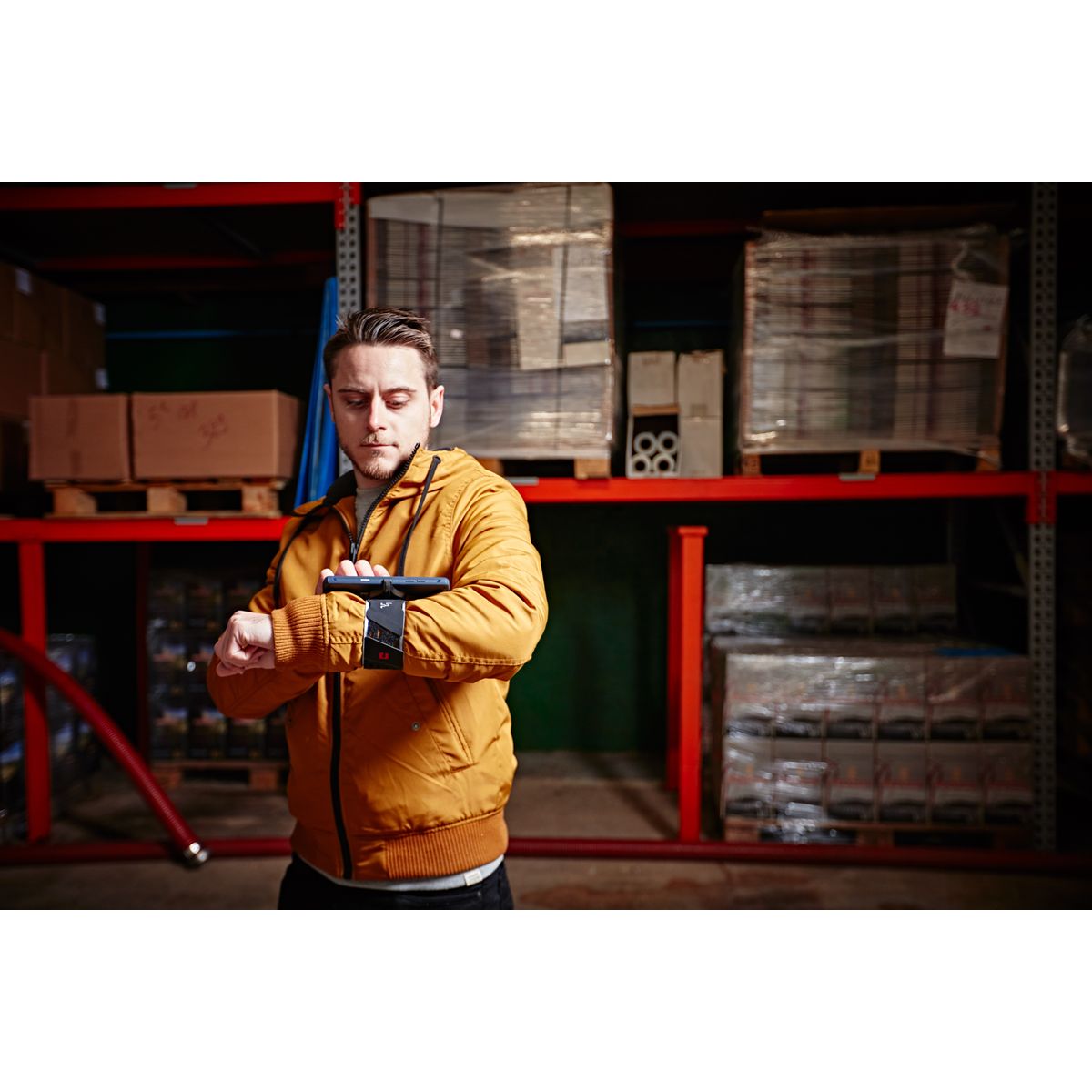 Sport armband with adjustable velcro straps XARMBAND Athena